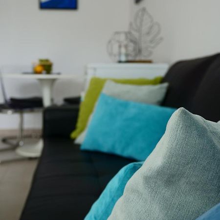 Blue Ocean Corralejo: Sunny Terrace, Pool, Wifi Apartment ภายนอก รูปภาพ