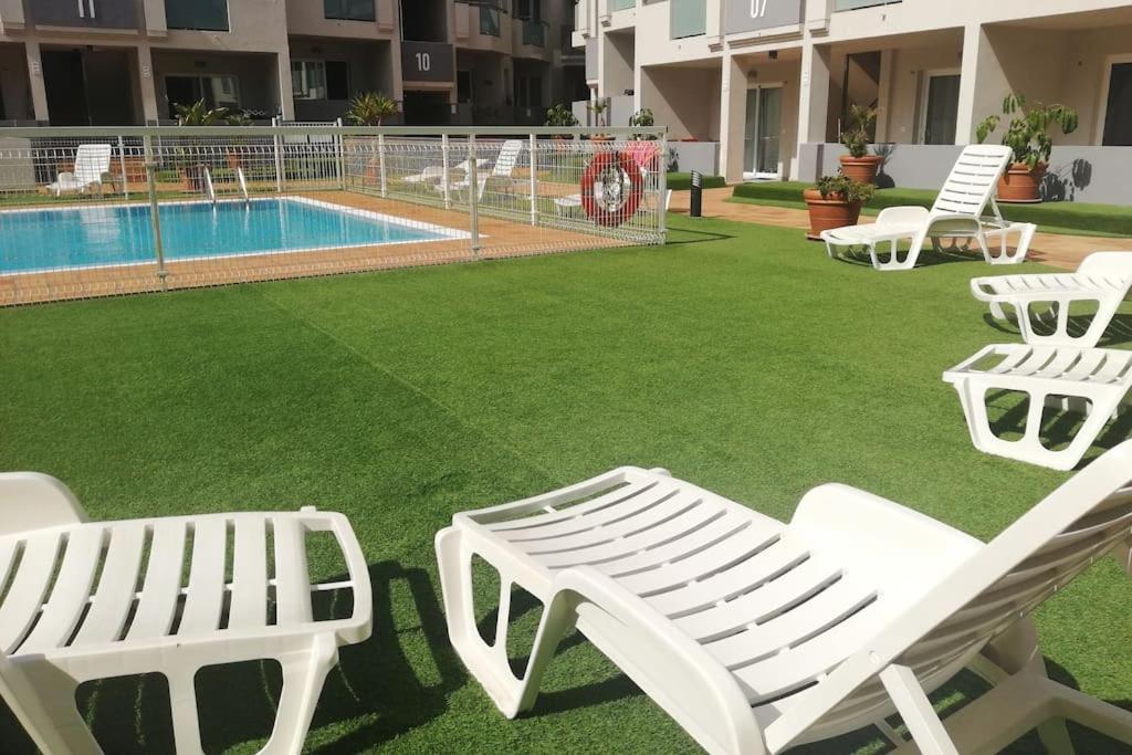 Blue Ocean Corralejo: Sunny Terrace, Pool, Wifi Apartment ภายนอก รูปภาพ