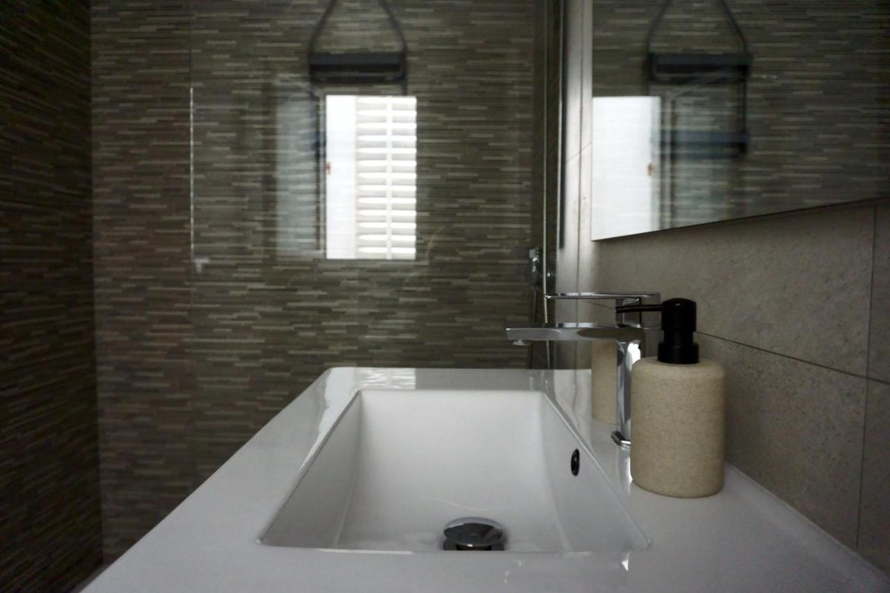 Blue Ocean Corralejo: Sunny Terrace, Pool, Wifi Apartment ภายนอก รูปภาพ